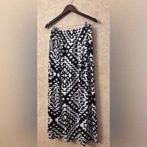 Metrowear Maxi Skirt #9893